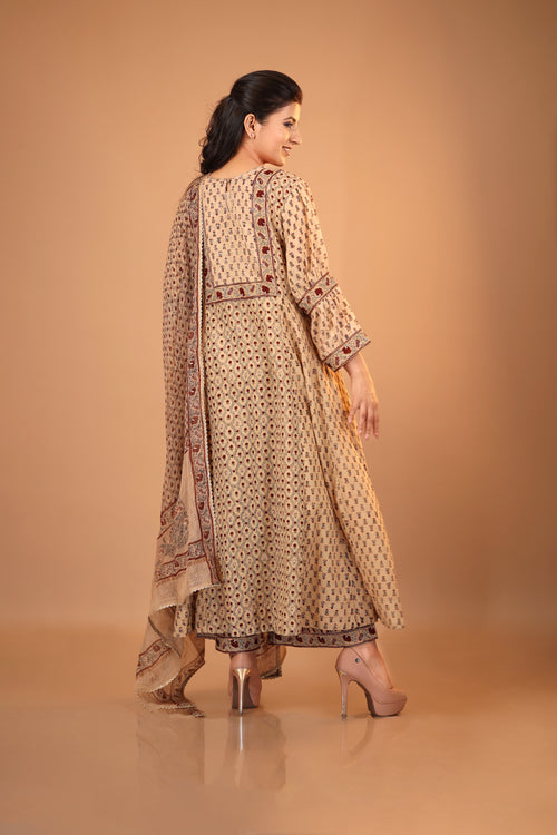 BEIGE AJRAKH SET