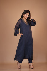 BLUE TUNIC WITH CAPRI