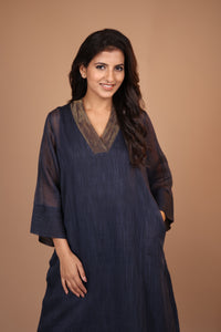 BLUE TUNIC WITH CAPRI