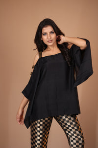 BLACK SILK TOP