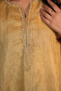 GOLD TISSUE KAFTAN WITH STRIPES