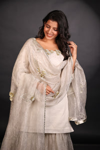 SILVER ROSES SET